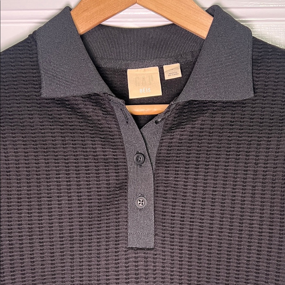 GAP x Béis Black Polo Shirt - Picture 3 of 5